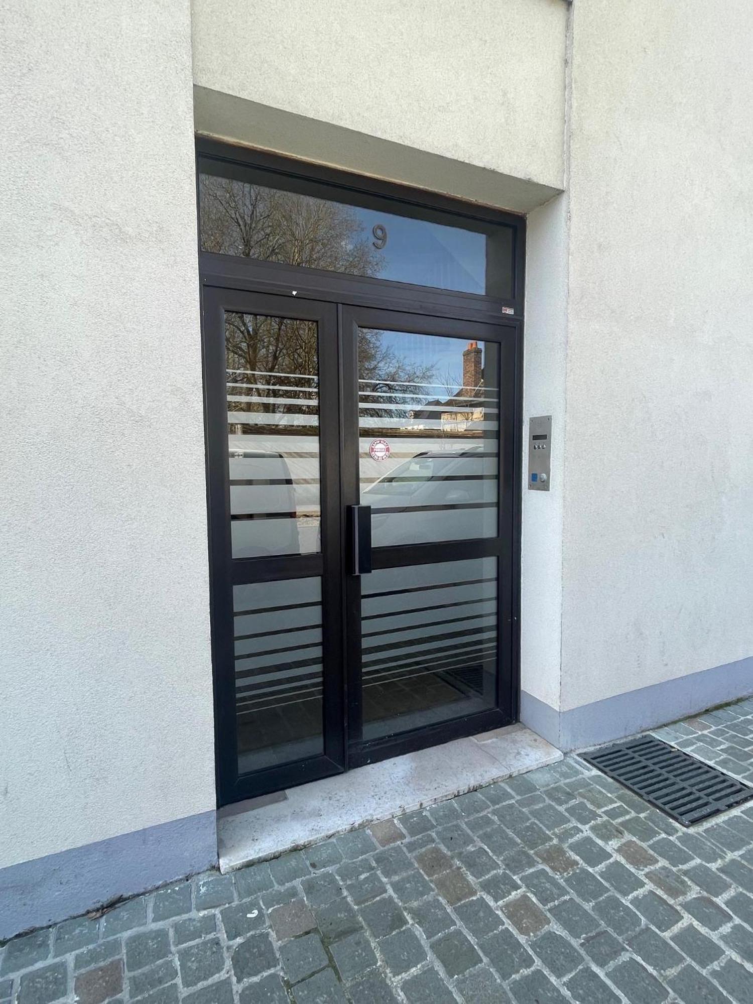 Appartement Residence Theatre Sens Esterno foto