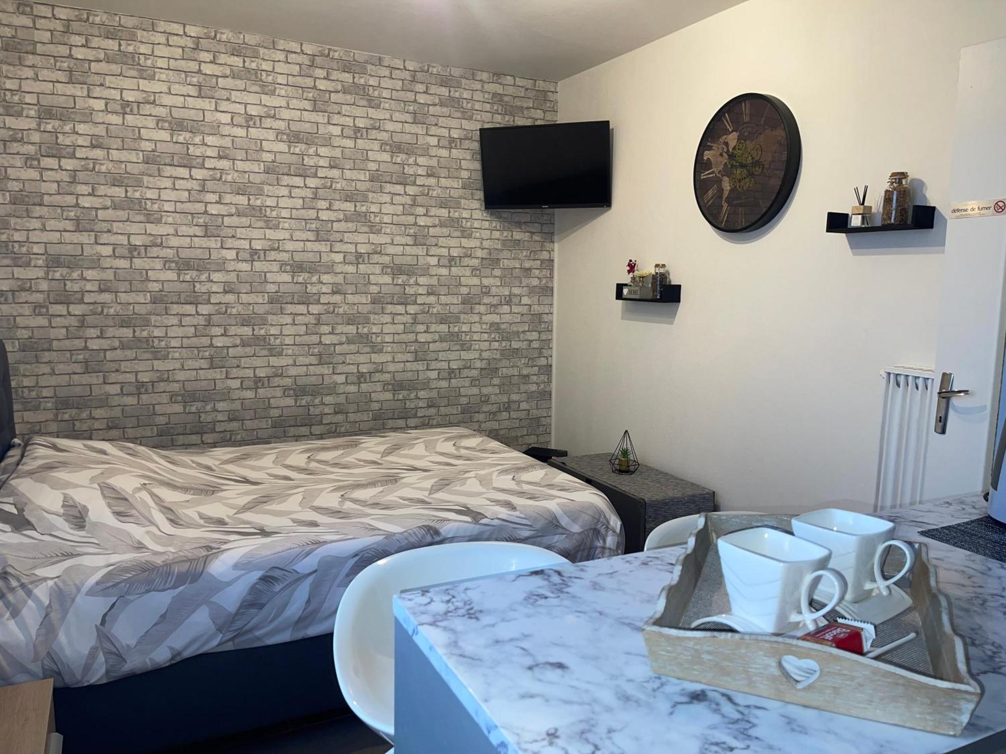 Appartement Residence Theatre Sens Esterno foto